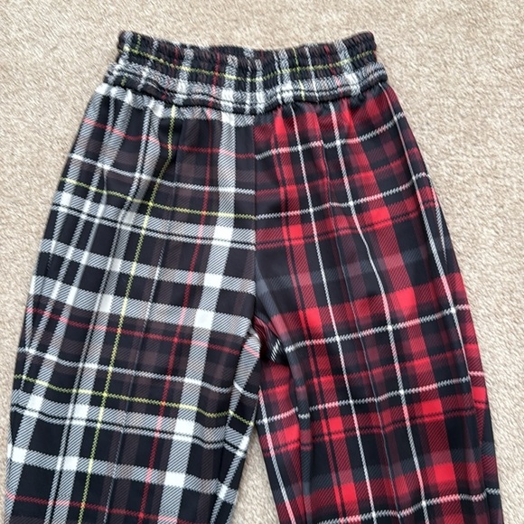 Alice + Olivia Tokyo Combo Two Toned Plaid Hi Tech Red/Black Joggers Size XS - Picture 3 of 10